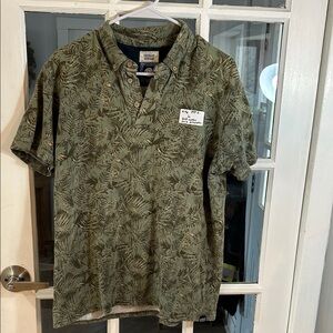 H46.    Men's Olive Green Tropical-Print Short Sleeve Polo